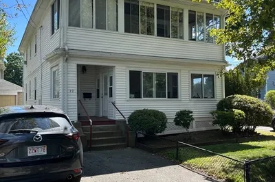 49 Katherine Rd #1