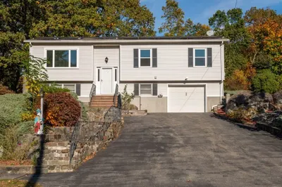32 Daigle Rd 1