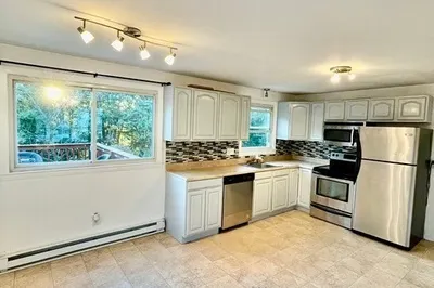 170 Wedgewood Rd
