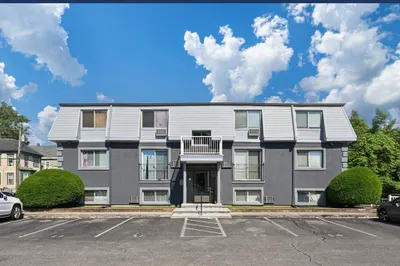 222 Stackpole Street #4 1