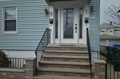 89 Second St #1