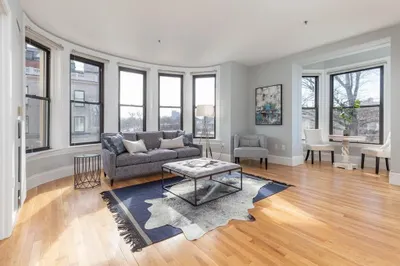 10 Charlesgate E #201 1