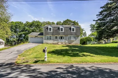 41 Riverview Ave 1