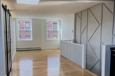 27 Beacon Street #2
