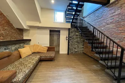 1028 Commonwealth Ave #103