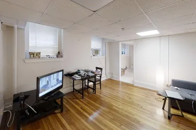 1401 Beacon #B3