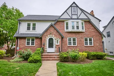 140 Watson Rd.