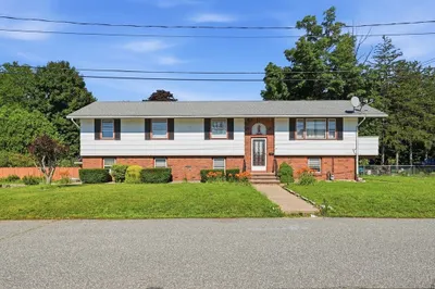 619 East St 1