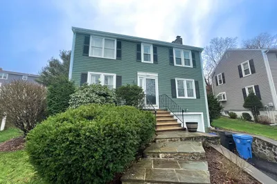 46 Helen St 1