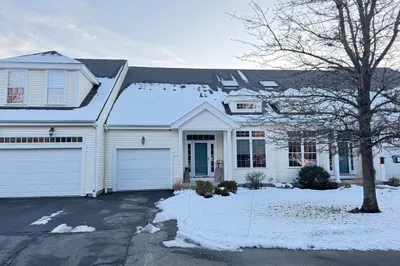 6 Kingson Lane #2 1