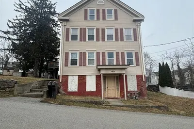 40 Church St #1 1
