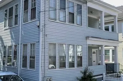 6 West Selden St 1
