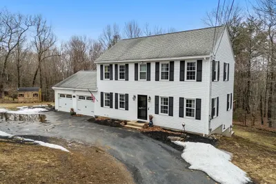 51 Molasses Hill Road 1
