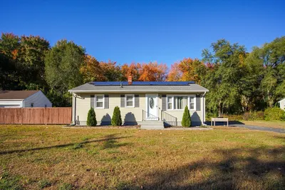 70 Gary Rd 1