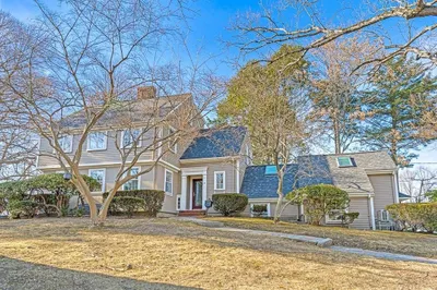 7 Rangeley Road