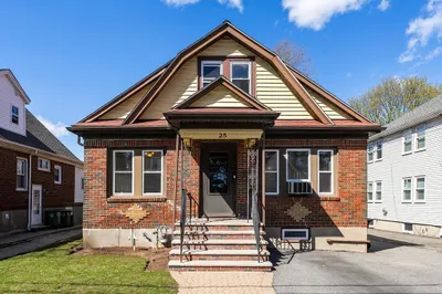 25 Merrifield Ave