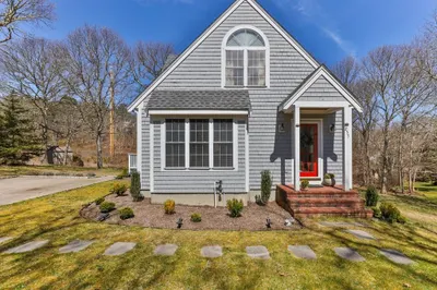 255 Shootflying Hill Rd