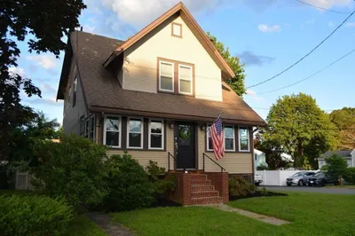 41 Sheppard Ave