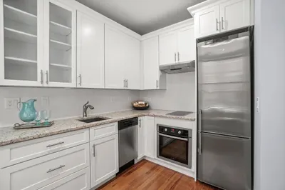 38-40 Saint Botolph St #7