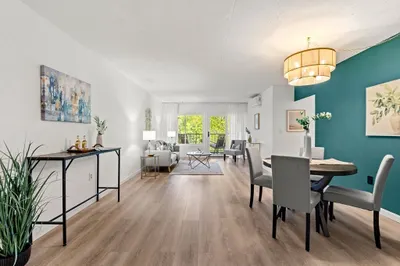51 Melrose St #2D 1