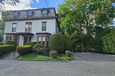 83 Central St #1 1