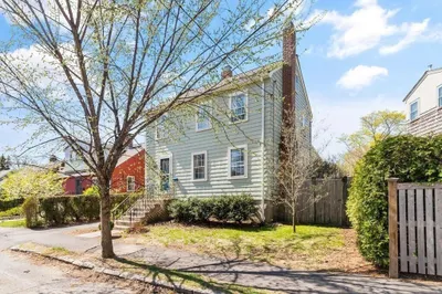 7 Marrigan St #1