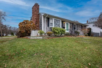 295 Commonwealth Ave