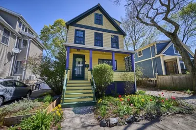 30 Brookford St