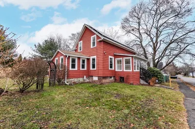 53 Agawam Ave 1