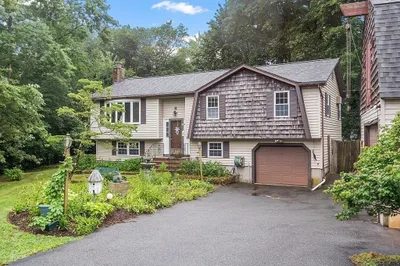 8 Cortland Rd