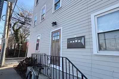 46 South Street #4