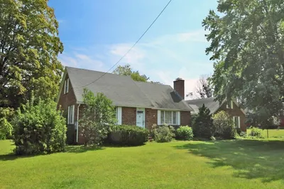 141 Leyden Road
