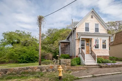 15 Russell Avenue