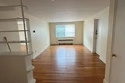 8 Menotomy Rd #3 1