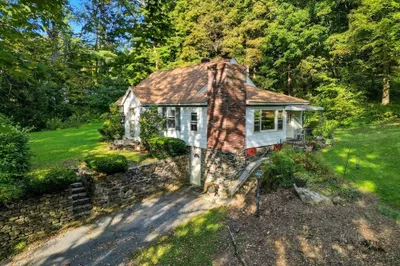 40 Warren Road 1