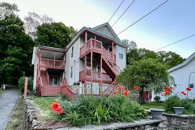 29 Fiske St 1