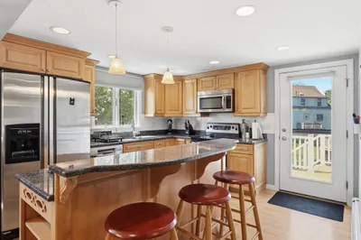 646 Lynn Fells Pkwy 1