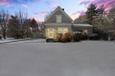 93 Linwood St