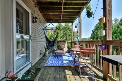 226-236 River St #1