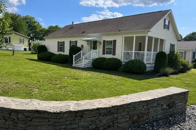 2 Settlers Road 1