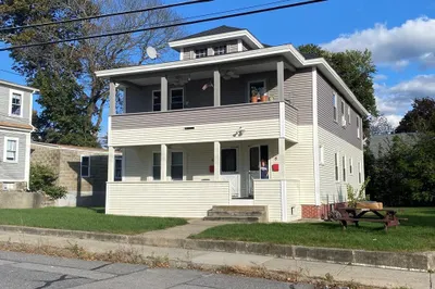 8 Green St #8 1