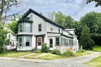 39 Summer St 1