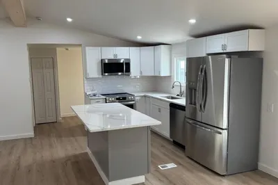 24 Shelly Ln 1
