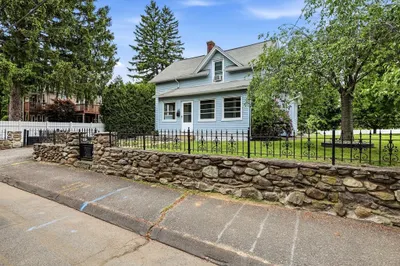 27 Stebbins Street 1