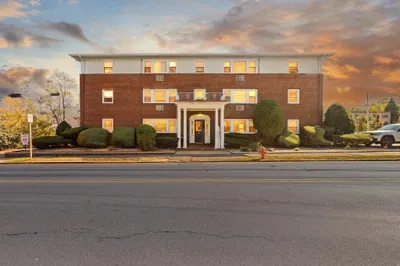 100 Magnolia Ave #5 1