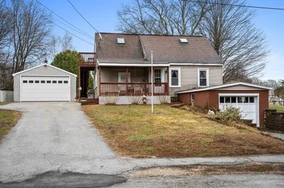 8 Rawson Ave. 1