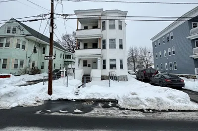 44 Montgomery St #1