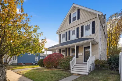 14 Everett St #14-1 1