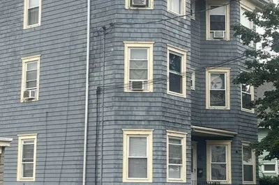 492 N Front St 1