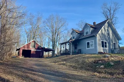8 Ring Rd